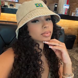_annemoura_ profile picture