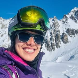 adventureishani profile picture