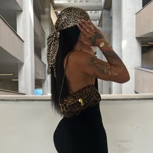 aishasalless profile picture