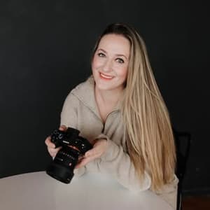 alinaalbin profile picture