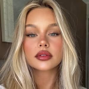 bybrookelle profile picture