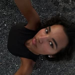 chloescantlebury profile picture