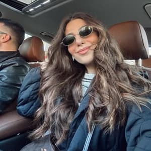 ellie_apostolidou profile picture