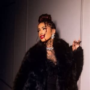 estherpelizzary profile picture