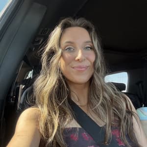 hanelaineking profile picture