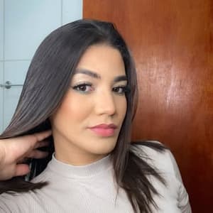 iaracarolinebispo profile picture
