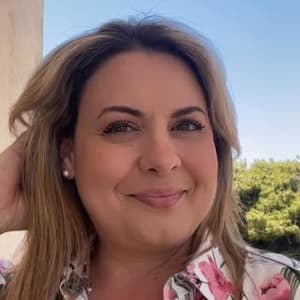 julie_bouza profile picture