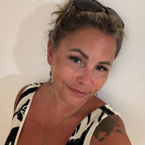 ladyzo_manifesting_queen profile picture
