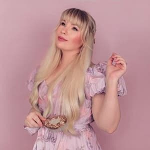 lizzieinlace profile picture