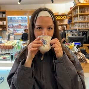mary_comeau profile picture