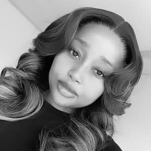missshozi profile picture