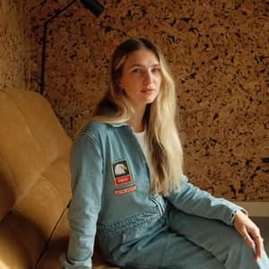 robynpoppy profile picture