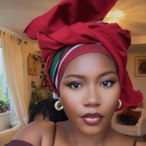 yorubachic profile picture