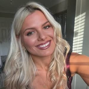 zoelouisenoble profile picture