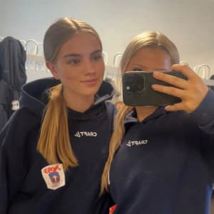 astrid..maja profile picture