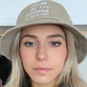 emilyzugay profile picture