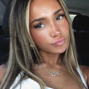estellelebourgeois_ profile picture