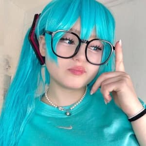 upminaa.cos profile picture