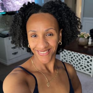 simplyyesenia profile picture