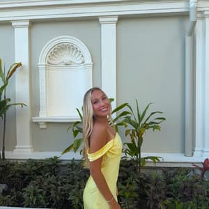 lucymonet profile picture