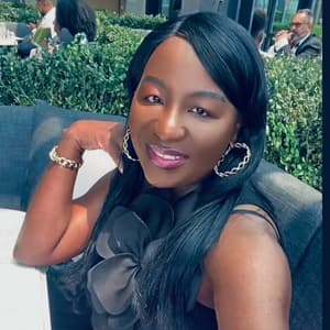 moshiannie profile picture