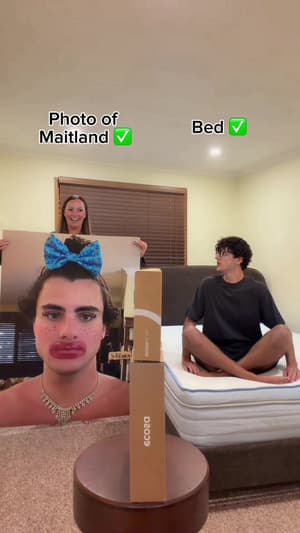 Video thumbnail